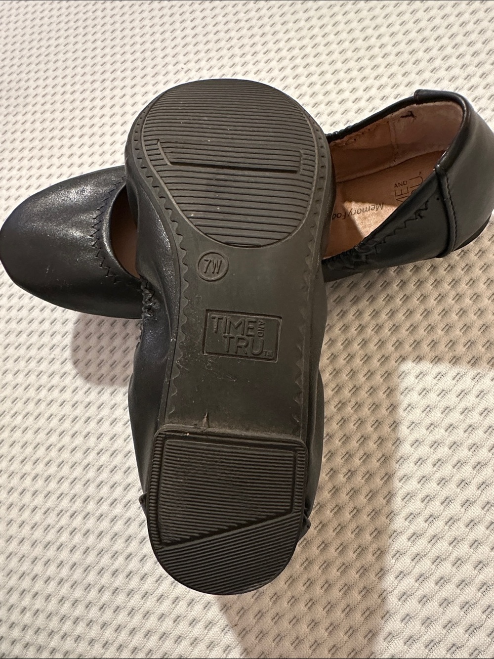 7W Women's Black Slip-On Ballet Flats - Comfortable Everyday Shoes - Picture 3 of 5